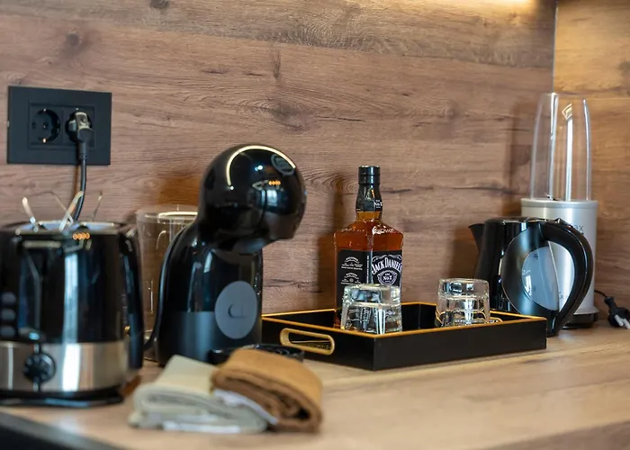 アパート Mister ズラティボール